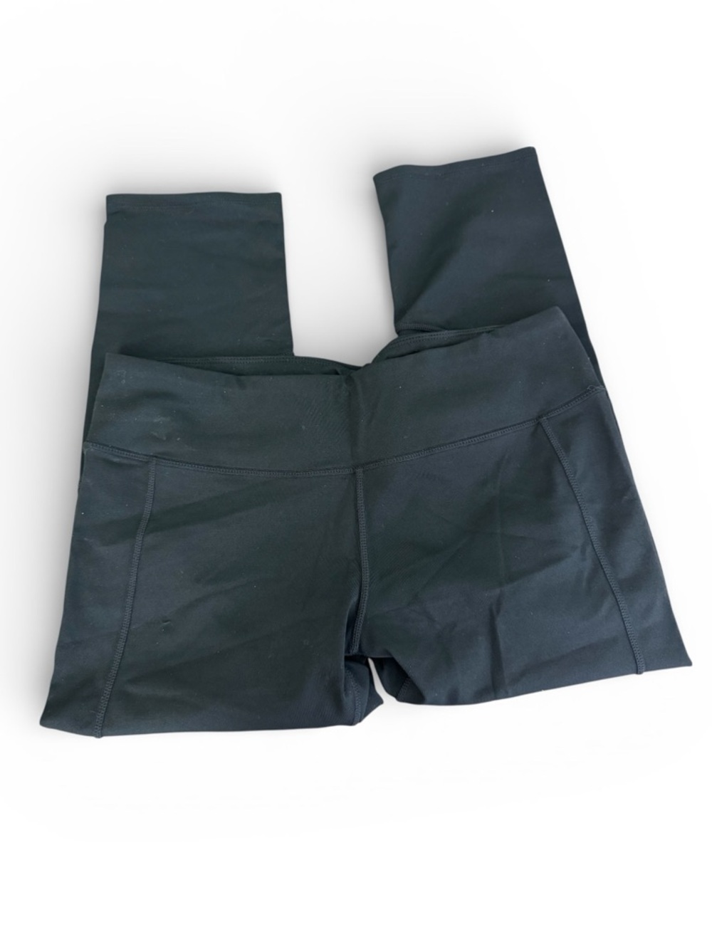 Everyday Black Active Capri Leggings by Nikibiki Sports